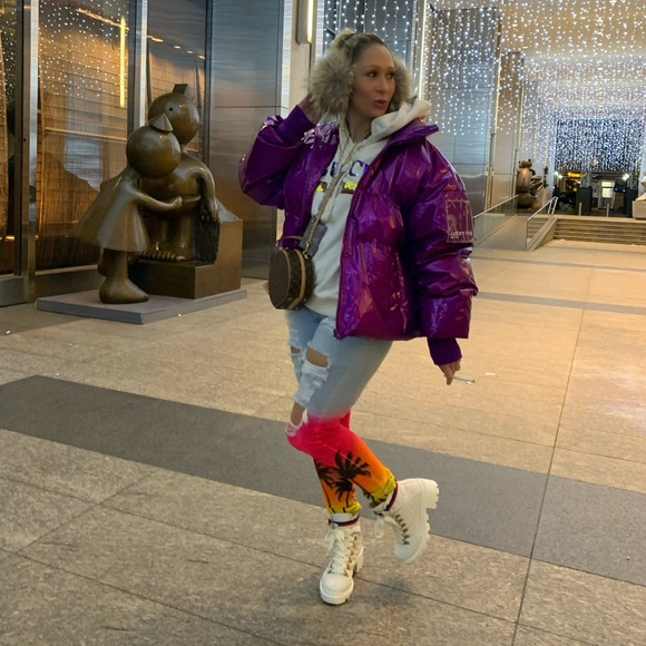 Meet Your Posher Amber! - Picture 8 of 14